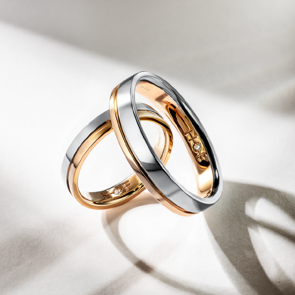 Yellow gold and platinum wedding band set from Hearts on Fire.